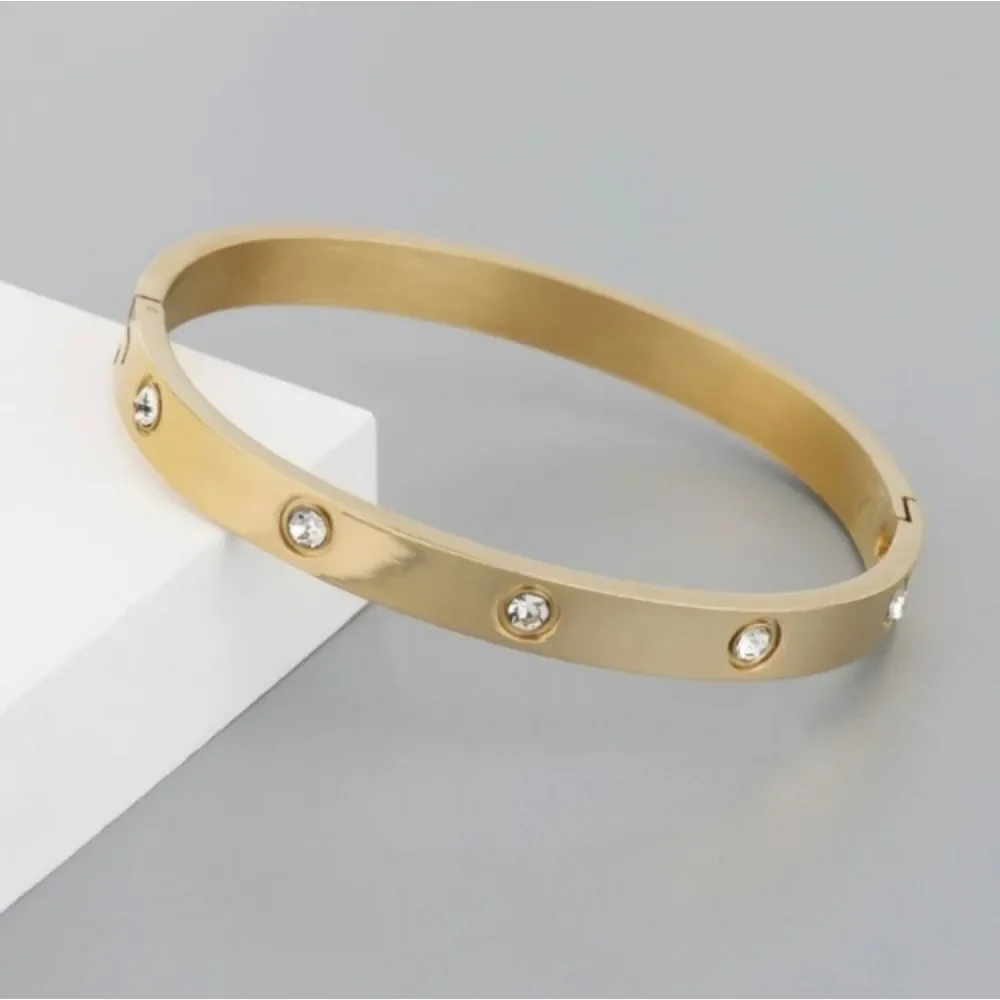 18K Gold Plated Diamond Drill Love Inspired Bracelet Bangle